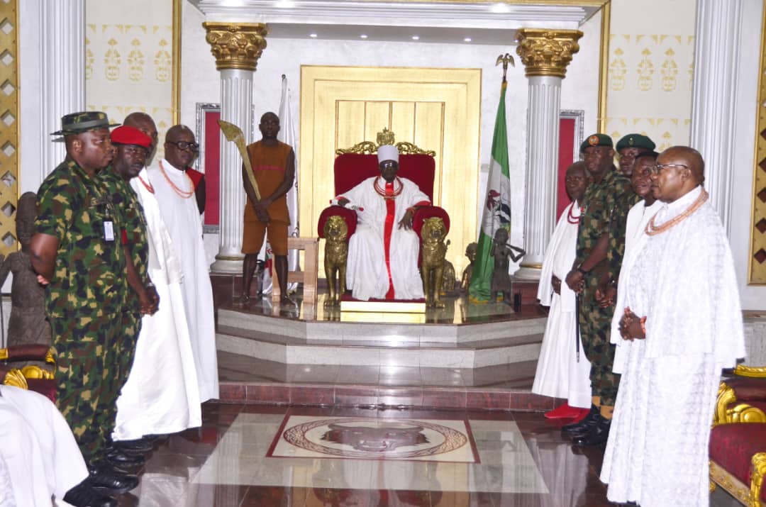 Oba of Benin Receives 4 Brigade Commander, Pledges Palace Support for Military Operations