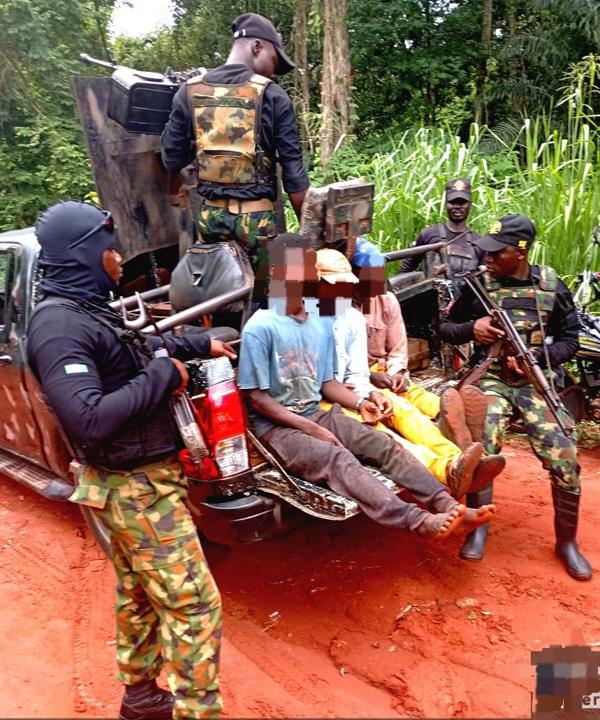TROOPS OF 4 BRIGADE BUST KIDNAPPERS’ HIDEOUTS, ARREST 12 SUSPECTS IN OWAN EAST AND ESAN SOUTH-EAST LGAs OF EDO STATE
