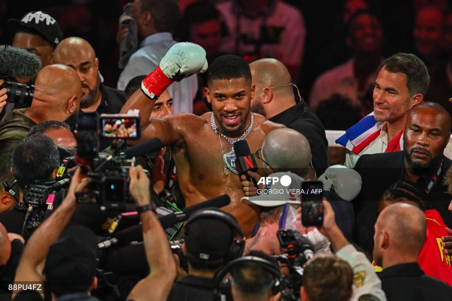 Joshua Eyes Third Heavyweight World Title